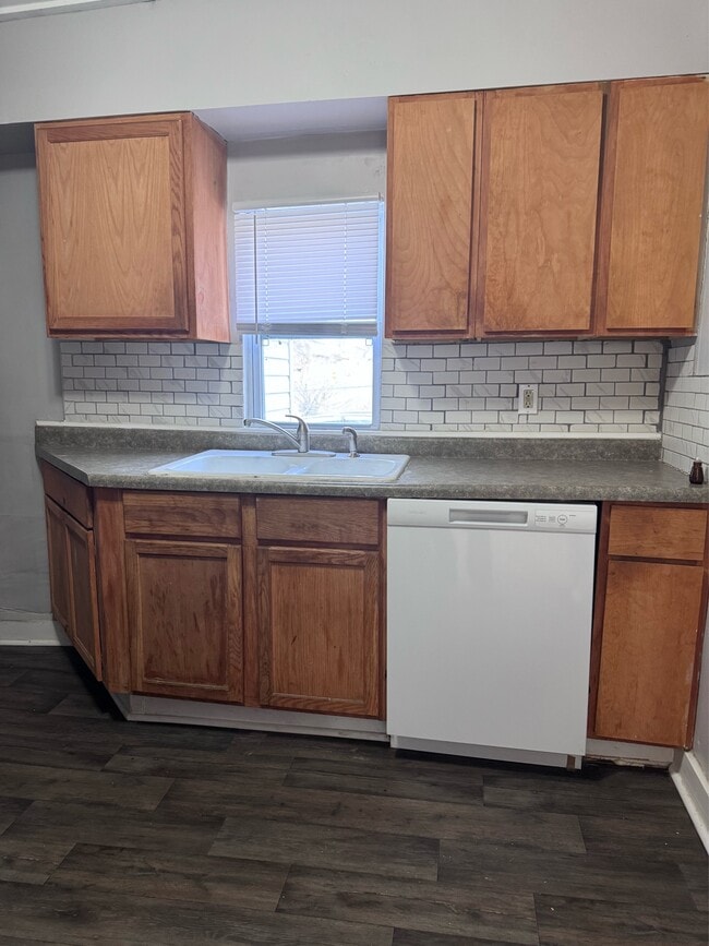 Building Photo - 6203 N 39th St