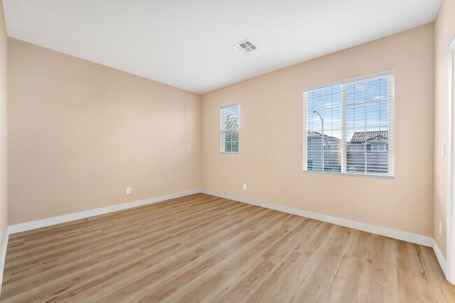 Building Photo - 9721 Sienna Valley Ave