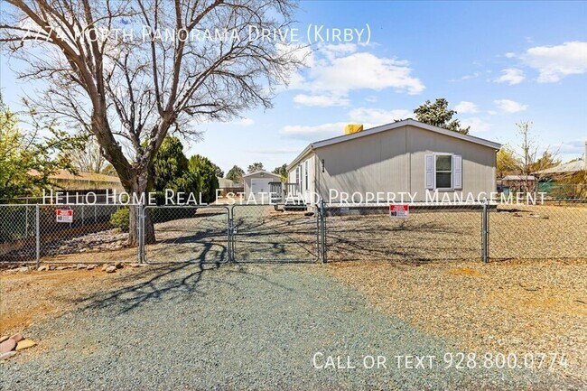 Building Photo - 2774 N Panorama Dr