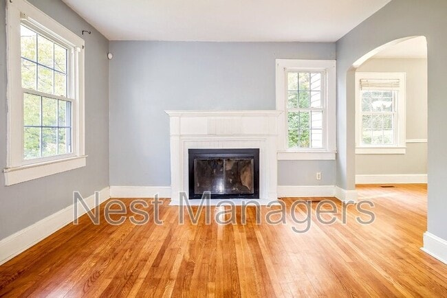 Building Photo - 727 Greenland Dr