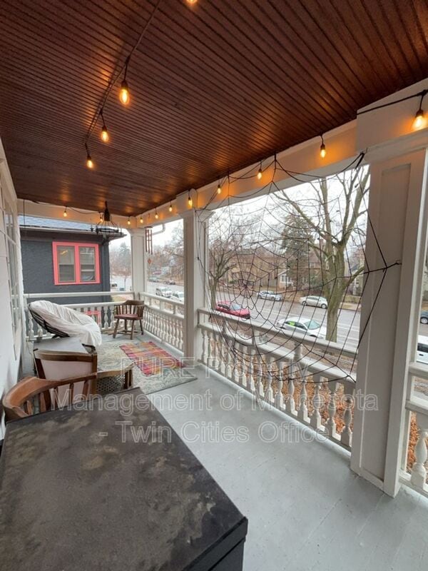 Building Photo - 3625 Park Ave