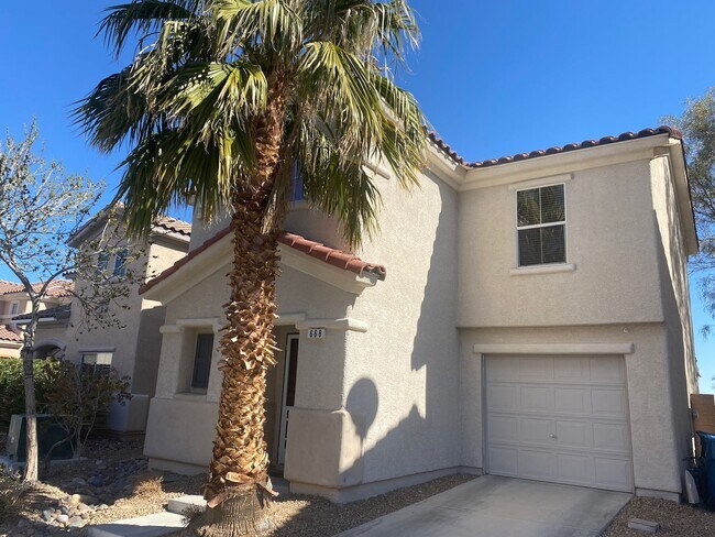 Building Photo - COZY 3 BEDROOM / 2.5 BATH HOME