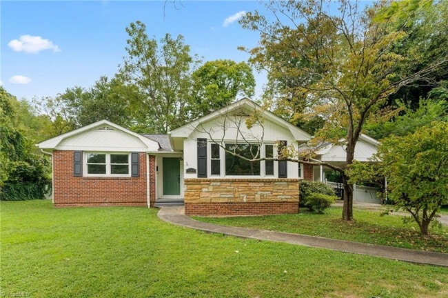 Building Photo - 3 Bedroom Ardmore Home- Pets Welcome-Flexible Lease Lengths Available