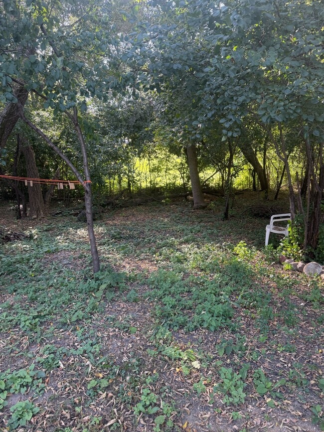 Building Photo - 601 N 1st Ave