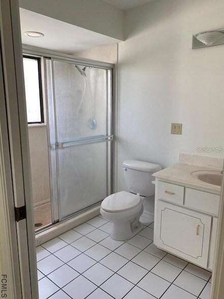 Building Photo - 250 Coral Reef Ct N