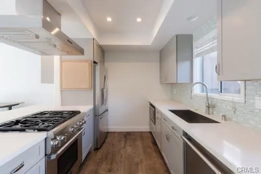 Building Photo - 703 Main St