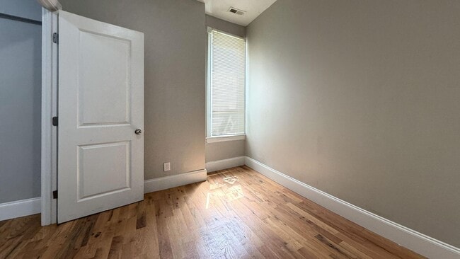 Building Photo - 5222 W Girard Ave