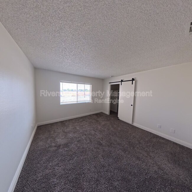 Building Photo - 2255 Cahuilla St