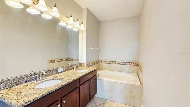 Building Photo - 5612 Water Pier Ln