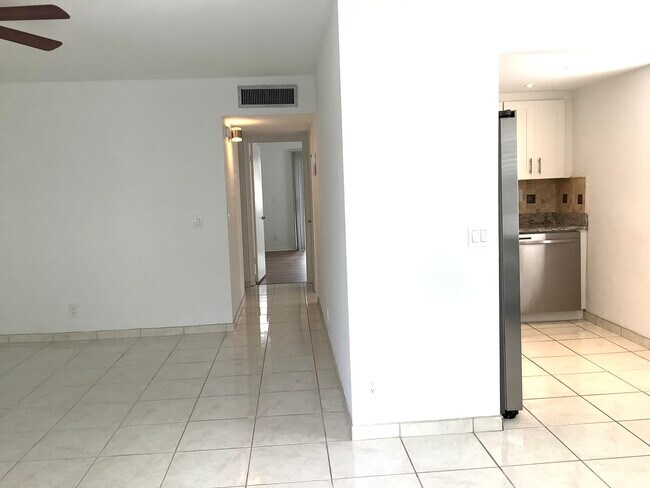 Building Photo - 794 Normandy Trail