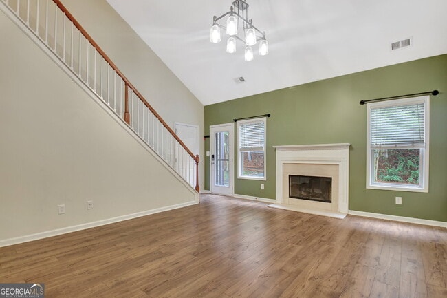 Building Photo - 113 Macalester Dr