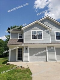 Building Photo - Spacious and Modern Duplex in North Olathe-Available NOW!!
