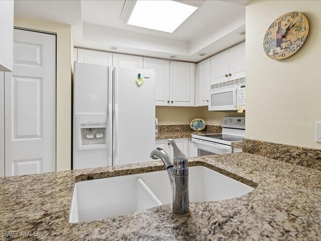 Building Photo - 13264 White Marsh Ln