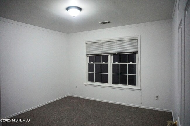 Building Photo - 414 Brookview Ct
