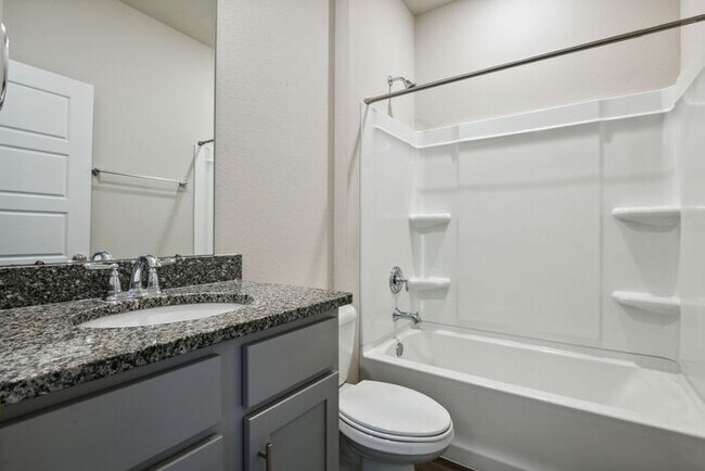 Building Photo - 3055 Sea Oats Dr