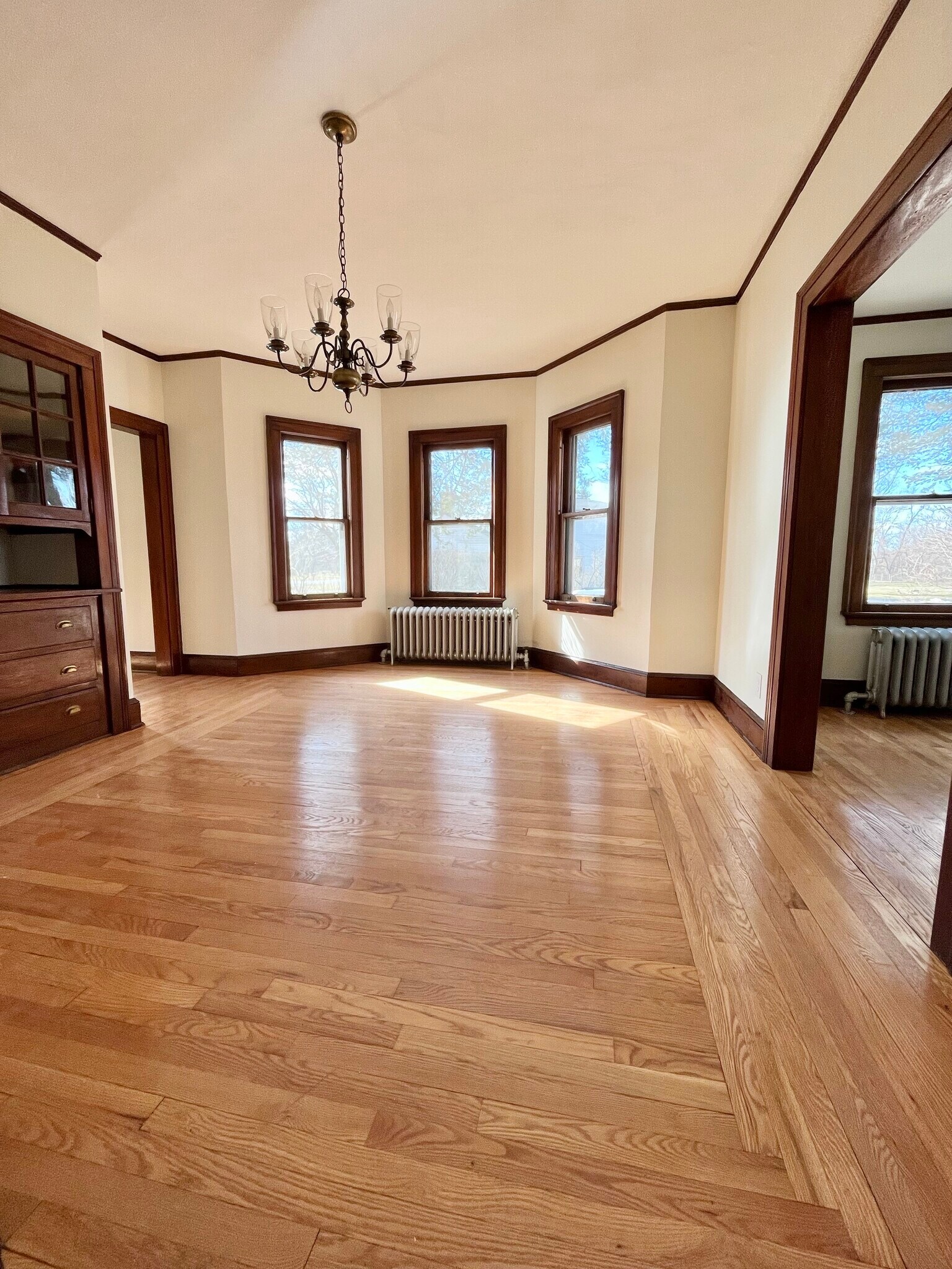 Dining Room - 1465 Main St