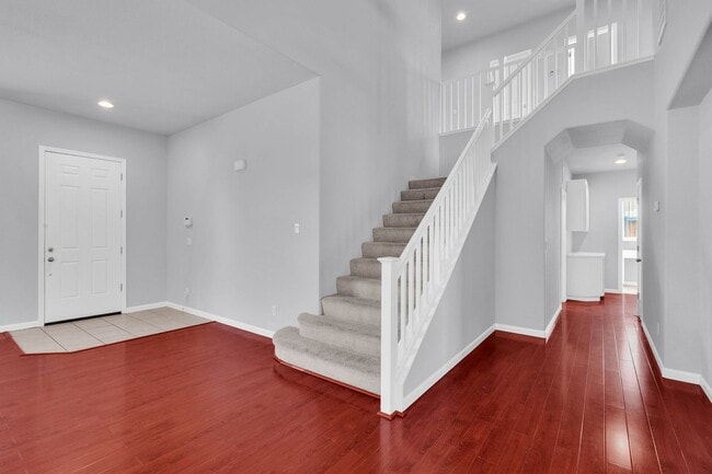 Building Photo - EXTRA LARGE HOME AND LOT... NESTLED IN THE ANTIOCH HILLS... 5 BEDS/3 BATHS/LARGE LIVING ROOM AND ...
