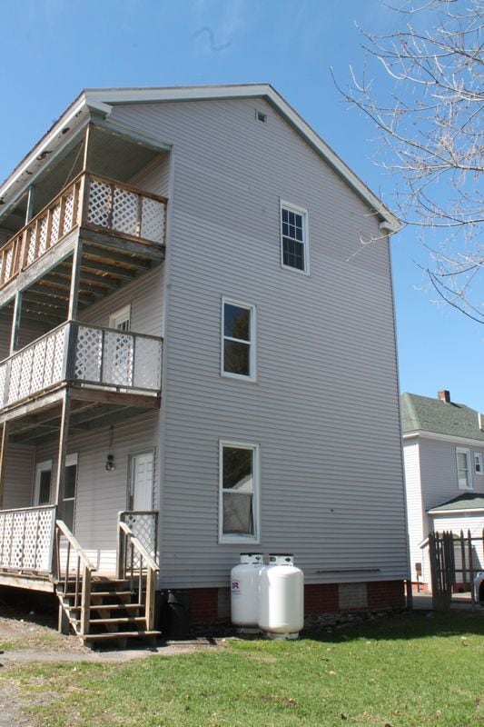 Building Photo - 20 Bellevue St