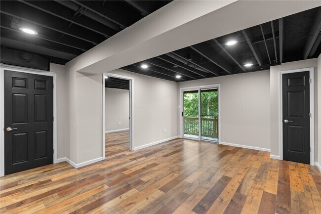 Building Photo - 178 Cascade Cir Dr