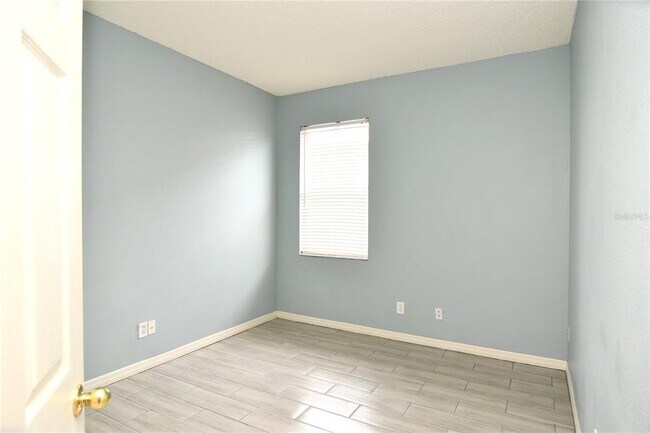 Building Photo - 27037 Palmbrook Ct
