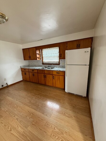 Building Photo - 1523 Melvin Ave