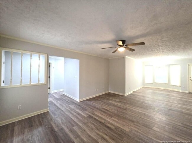 Building Photo - 6900 St Julian Way