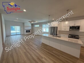 Building Photo - Brand New Townhome For Rent