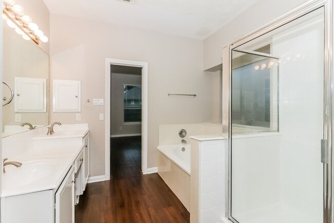 Building Photo - 2402 Birch Canyon Ct