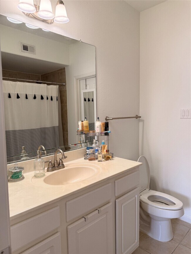 Building Photo - 12707 Boheme Dr