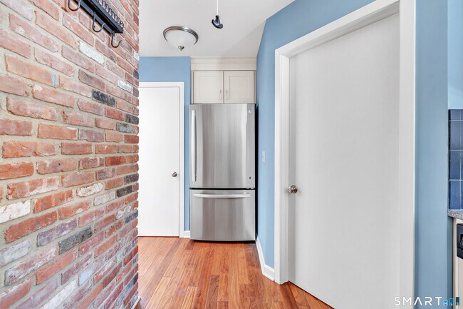 Building Photo - 349 Westport Turnpike