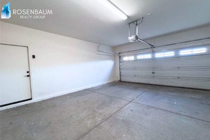 Building Photo - 2969 E Isaiah Ave