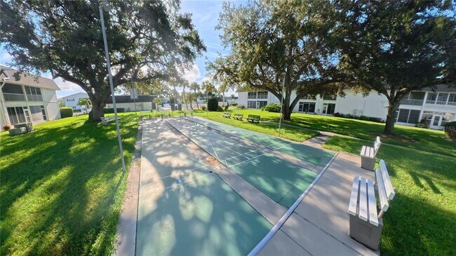 Building Photo - 102 47th Ave Dr W