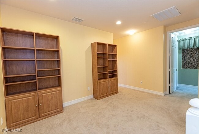 Building Photo - 10094 Mimosa Silk Dr