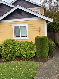 Building Photo - Beautiful Home in Olympia