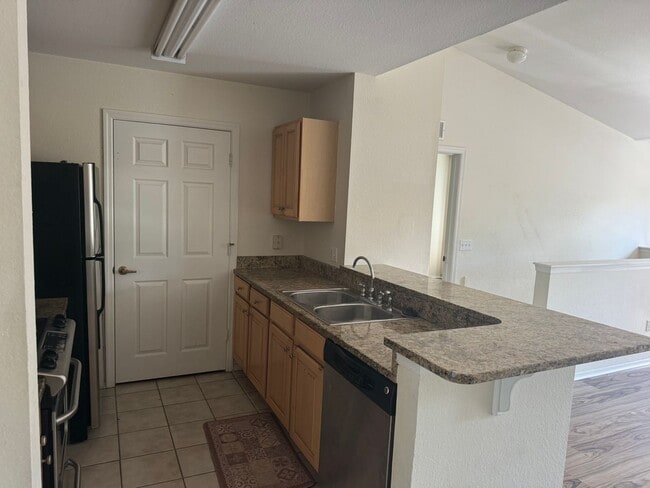 Building Photo - Nautilus Cove 2 Bedroom 2 Bath