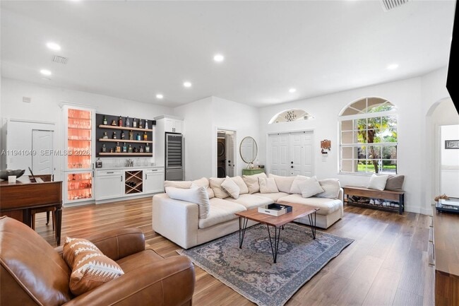 Building Photo - 2630 Dunwoodie Pl