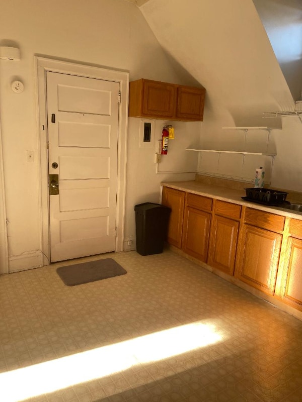 Building Photo - 1330 Virginia St E