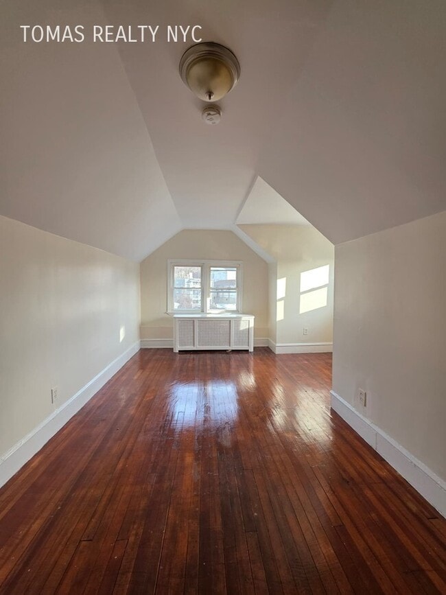 Building Photo - 35 Altonwood Pl