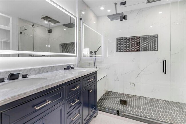 Building Photo - 12600 SW 50th Ct