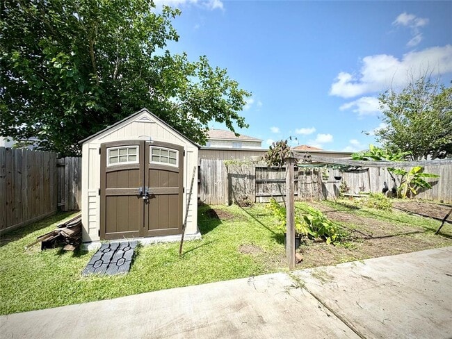 Building Photo - 10723 Ocelot Ln