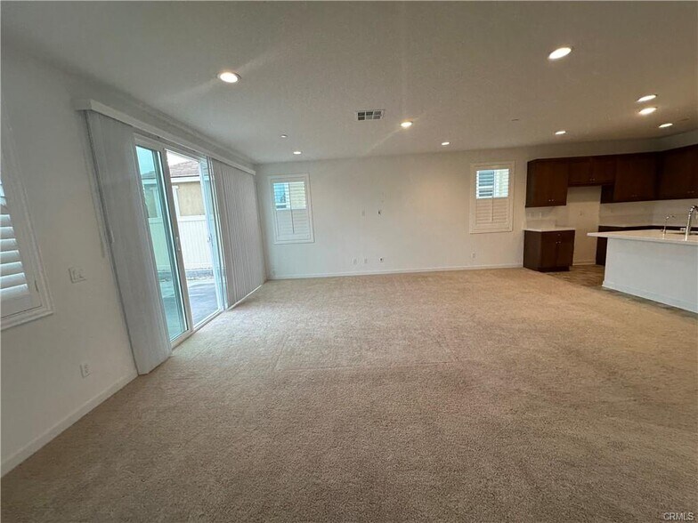 Building Photo - 35448 Price St