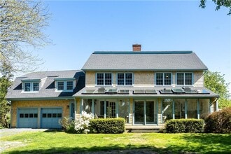 Building Photo - 304 Third Beach Rd