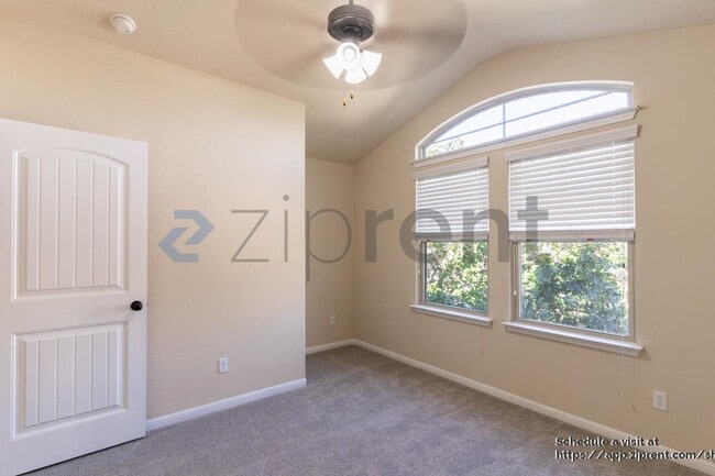 Building Photo - 10509 Branden Ct