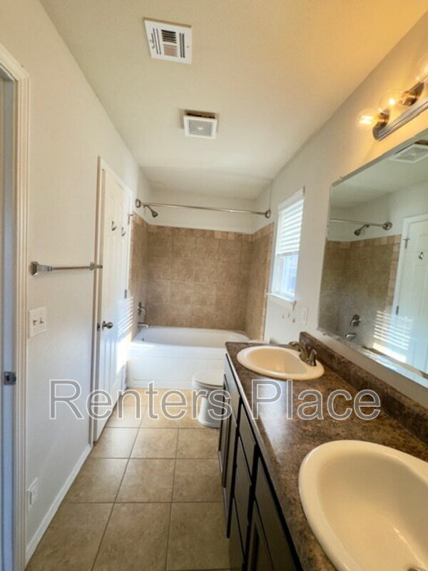 Building Photo - 25002 E 93rd Pl S