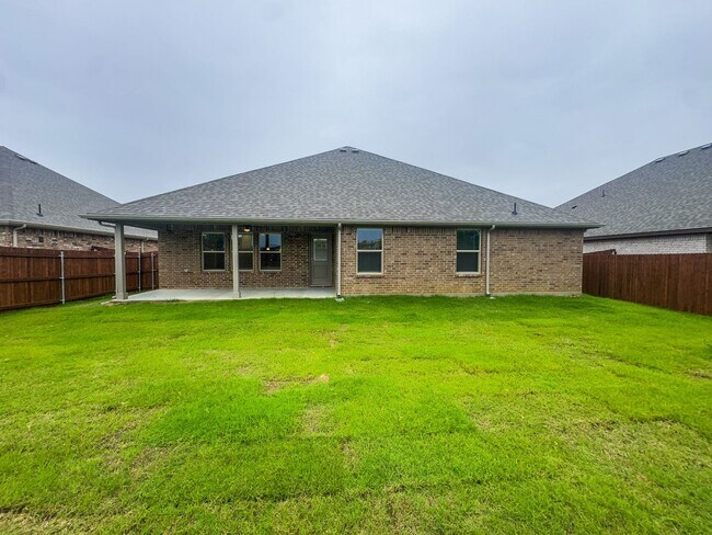 Building Photo - New Build 4 Bed, 2 Bath Home in Mansfield ISD