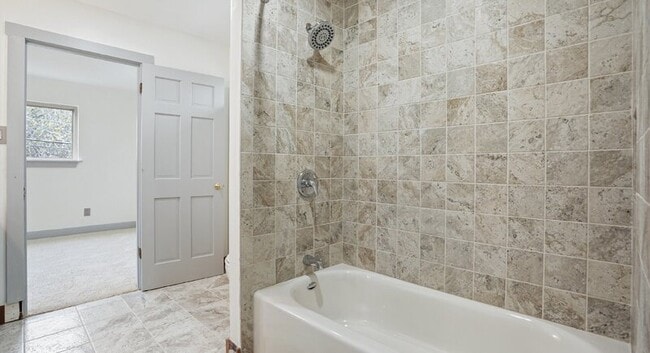 Building Photo - 13918 Hummingbird Ln