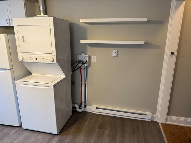 In-unit laundry - 675 Spring Garden St