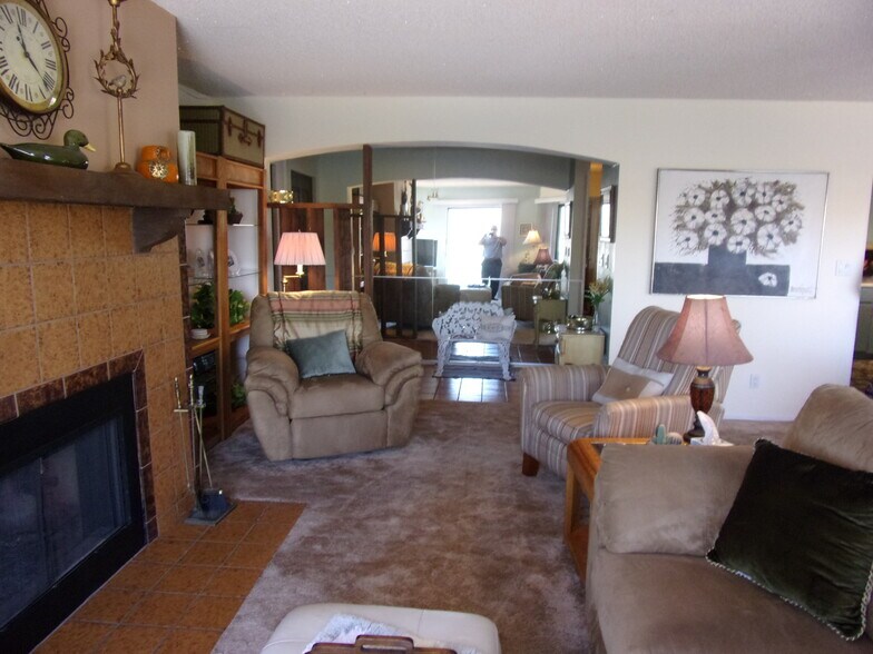 Building Photo - 1611 AZ-95