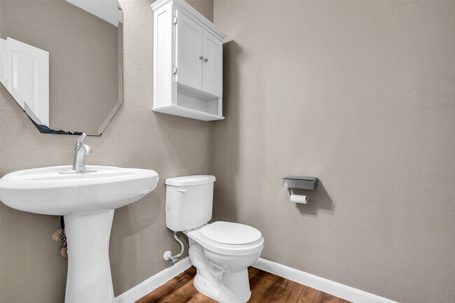Building Photo - 6719 Path Way Ct