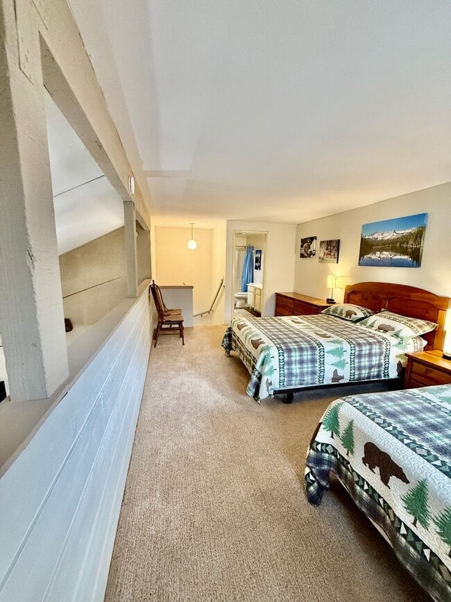 Building Photo - Winter Rental – Mountain Shadows, Center o...
